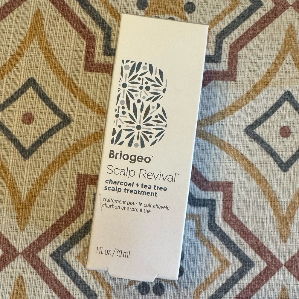 Briogeo Scalp Revival Charcoal + Tea Tree Scalp Treatment Serum